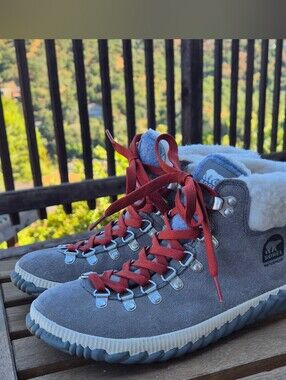 Sorel Out N About III Conquest grey waterproof walking hiking boots 8.5